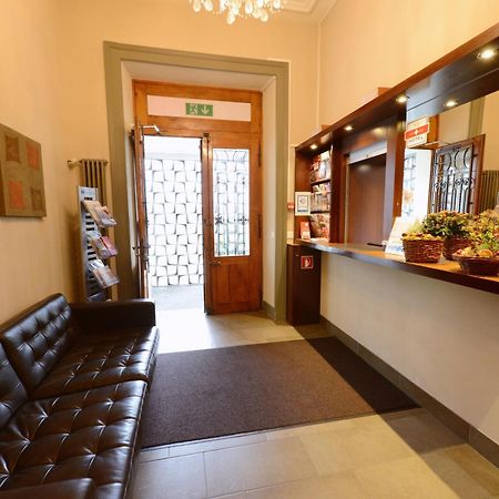 לוזאן Hotel Du Marche מראה חיצוני תמונה