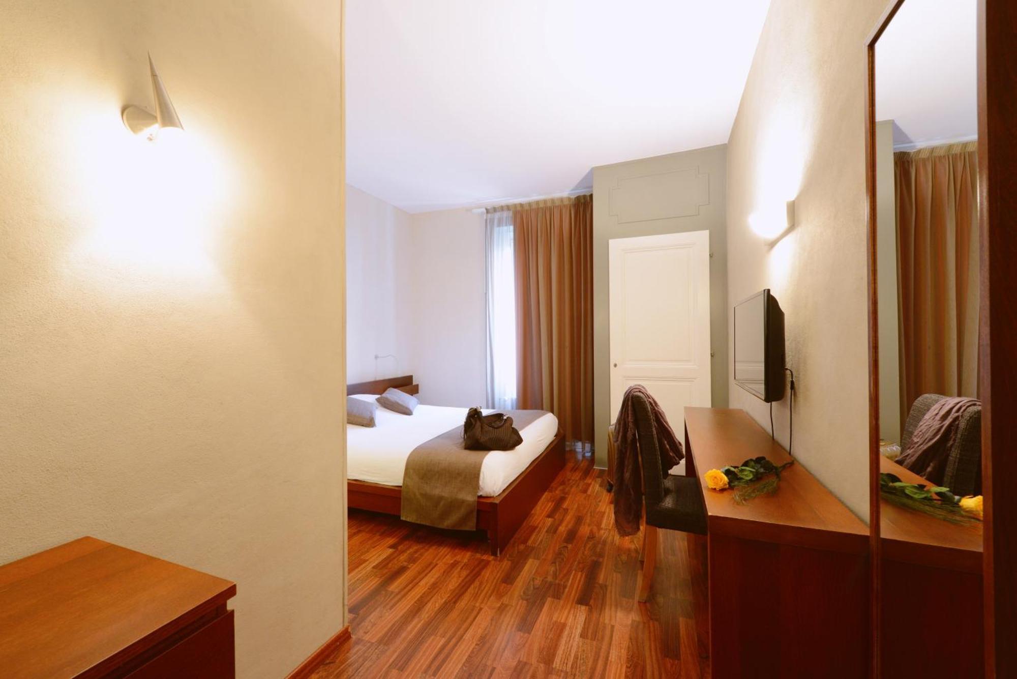לוזאן Hotel Du Marche חדר תמונה