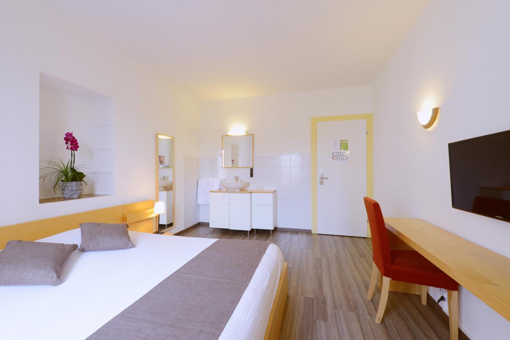 לוזאן Hotel Du Marche חדר תמונה