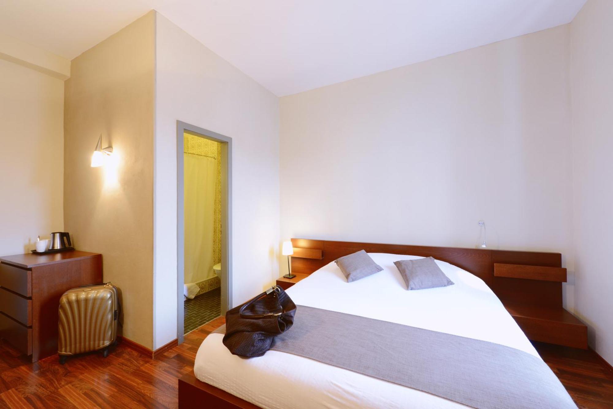 לוזאן Hotel Du Marche חדר תמונה