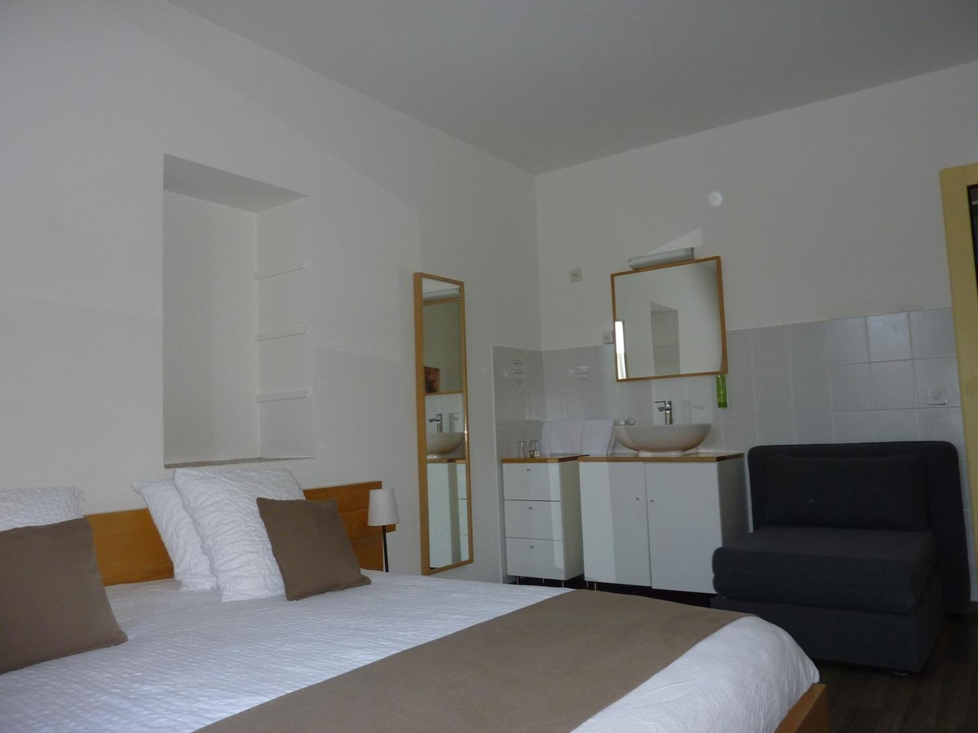לוזאן Hotel Du Marche חדר תמונה